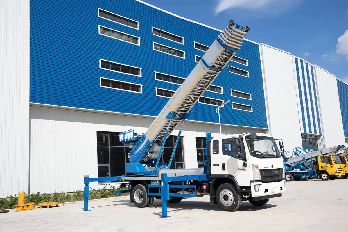 文罗镇小型云梯车上料车租赁多少钱