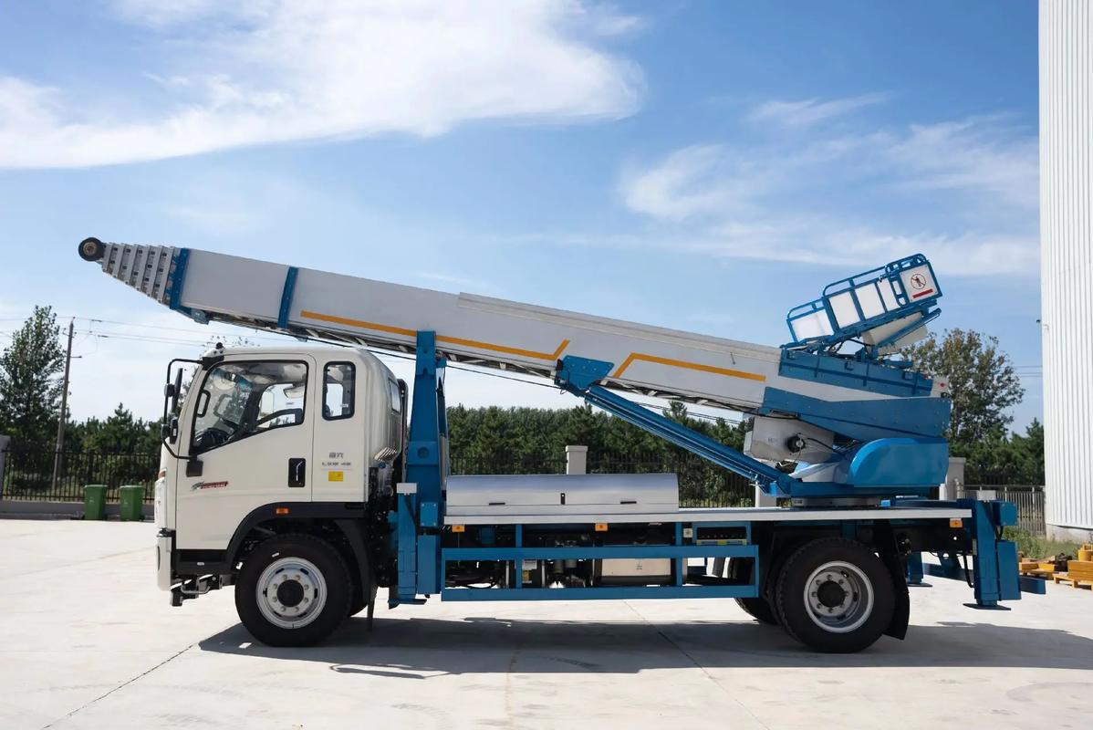 文罗镇云梯上料车租赁费用