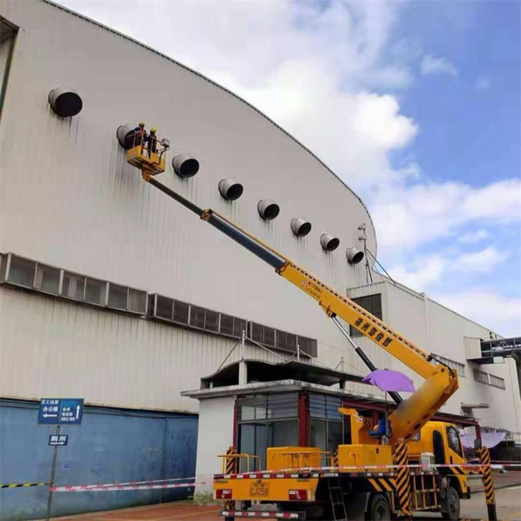 文罗镇高空作业车出租服务：专业广告牌安装解决方案